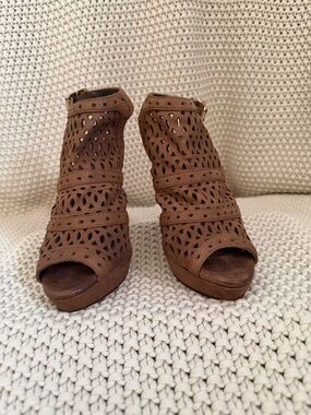 Vince Camuto Brown Laser-Cut Peep-Toe Booties